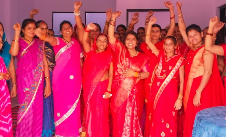 श्री विश्वकर्मा महापंचायत की महिला संगोष्ठी सम्पन्न