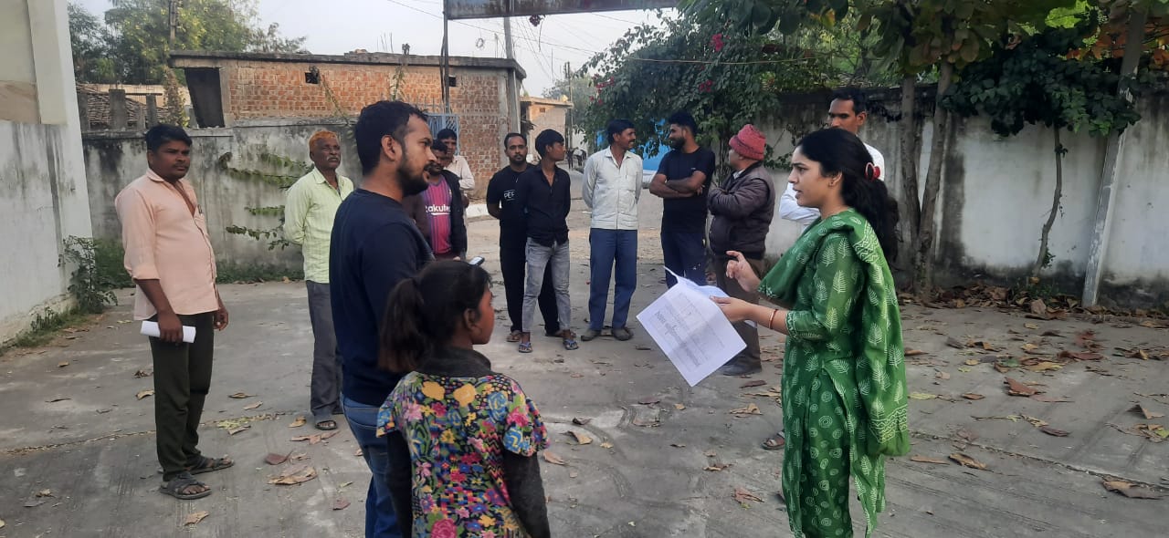 कलेक्टर के निर्देश का दिखने लगा असर, असर लोगों तक पहुंच रहा राजस्व अमला, हितग्राहियों को मिल रहा लाभ