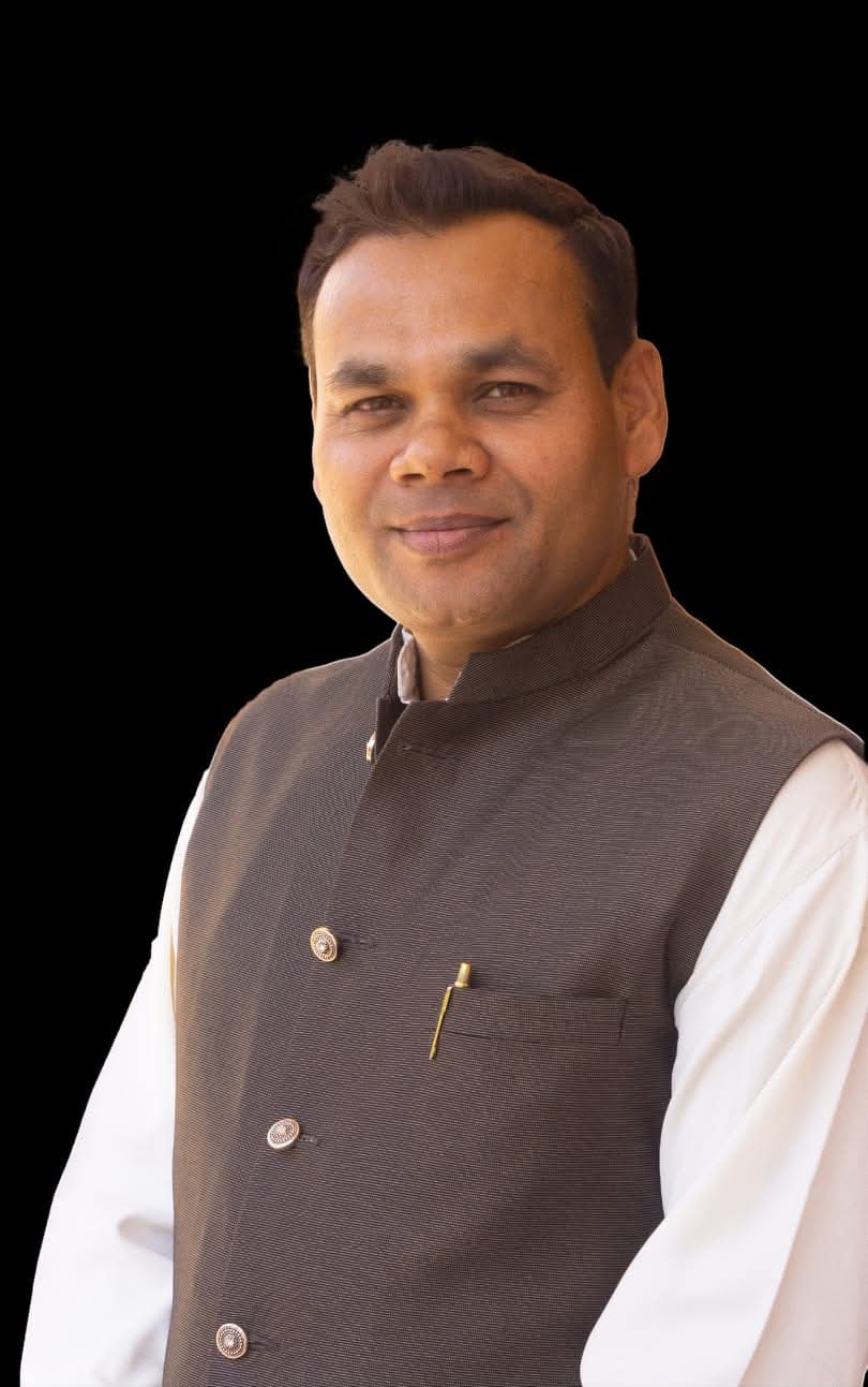 निवेशकों और मध्यमवर्ग को ठगने वाला बजट – आप प्रवक्ता पटेल