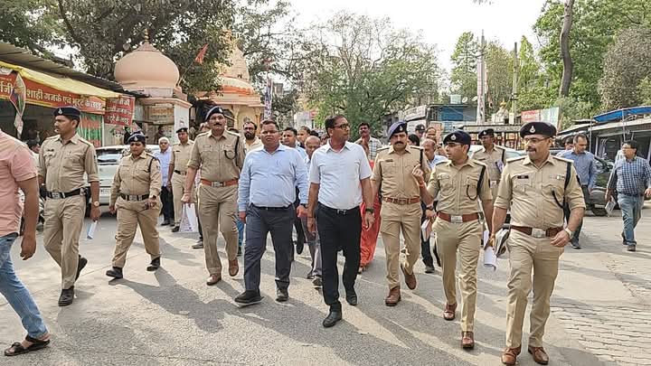 यहाँ से निकलेगी गेर वहाँ कलेक्टर आशीष ‍सिंह पहुँचे निरिक्षण पर !