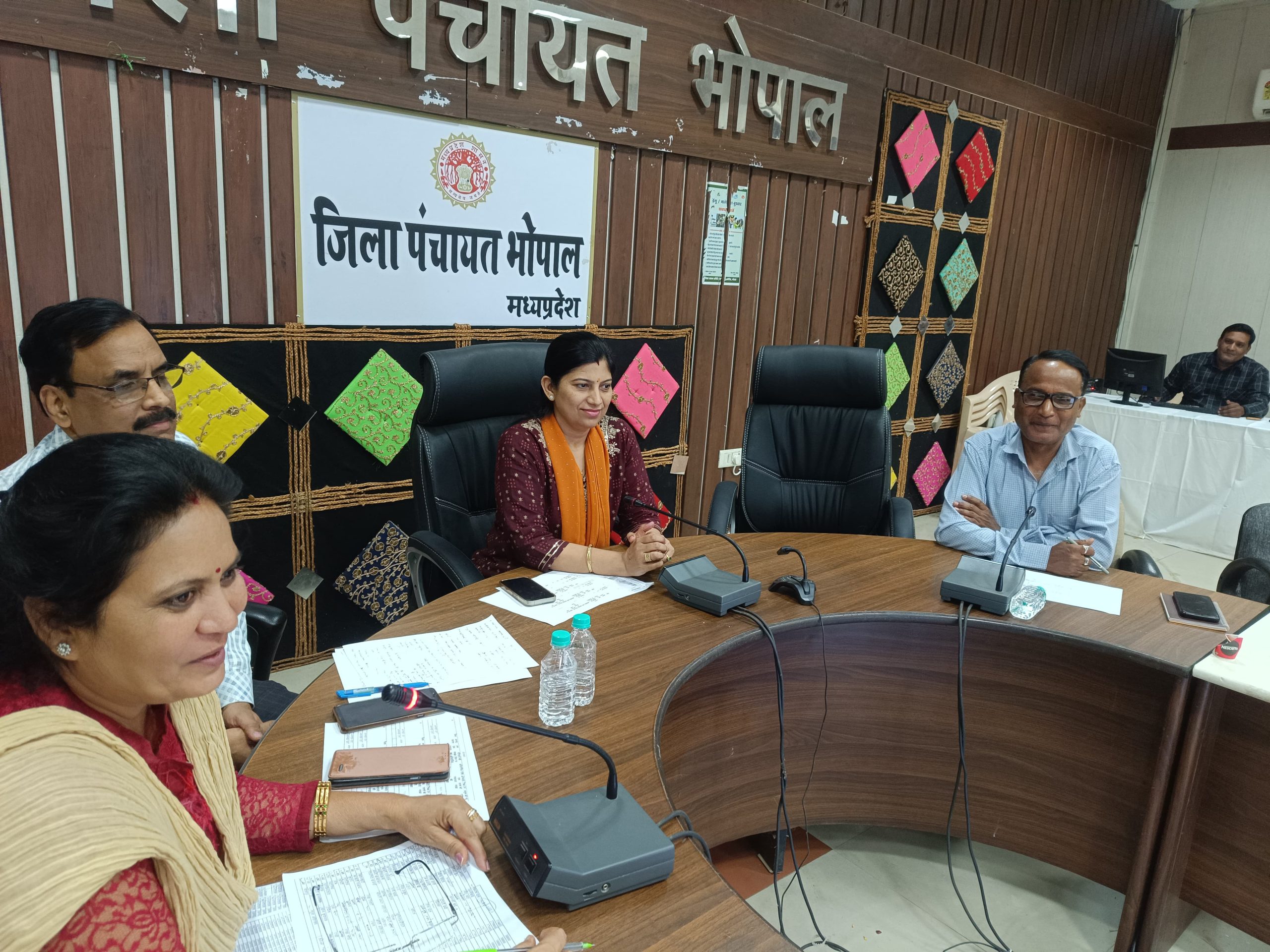 सीईओ ने कहा- ग्राम विकास में टैक्‍स सखियां निभा रहीं महत्‍वपूर्ण जिम्‍मेदारी