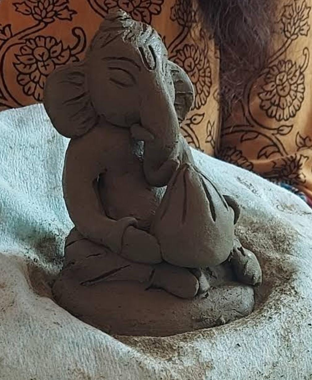 मिट्टी के गणेश निर्माण “मेरे माटी के गणेश” कार्यशाला भोपाल में