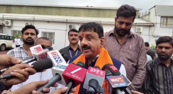 भोपाल सांसद आलोक शर्मा का बड़ा बयान – अवैध कब्जों पर होगी कड़ी कार्रवाई, जिम्मेदार अधिकारी नहीं बचेंगे