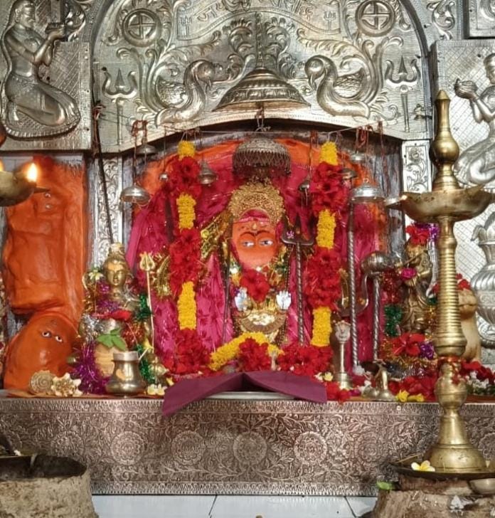 माता हरसिद्धि के दरबार में उमड़ रहा भक्तोंगणों का जन सैलाब